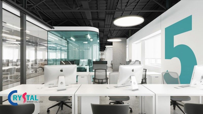 không gian văn phòng hài hòa với màu xanh và trắng