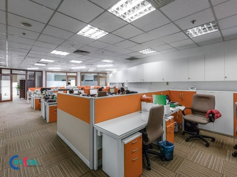 Thiết kế nội thất tone màu cam chủ đạo thu hút và kích thích sự sáng tạo cho nhân viên